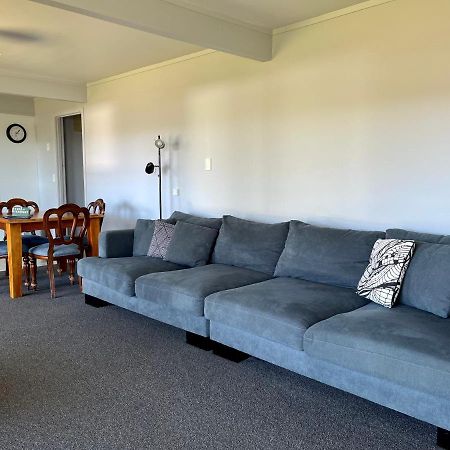 Prime Location - Gilmour Getaway Apartamento Raglan Exterior foto